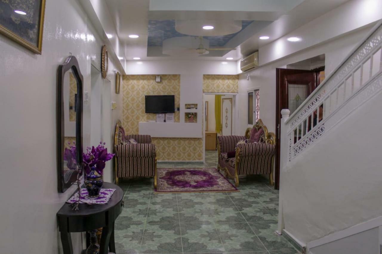 ניזווא Al Naaman Bin Al Munther Villa Guest House מראה חיצוני תמונה
